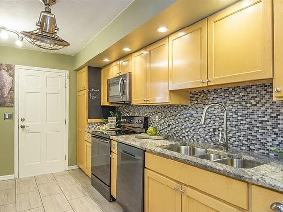 3rd image of 2676 Sequoia Ter Unit 2676