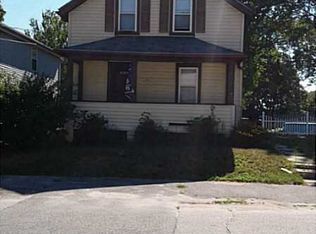 15 England St, Cumberland, RI 02864