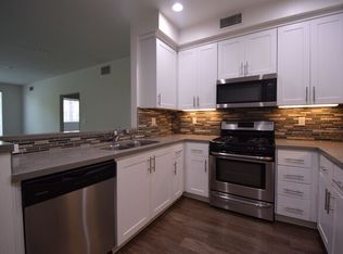 7851 Ventura Canyon Avenue, Panorama City, CA 91402