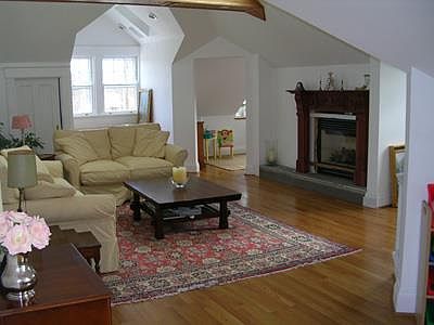 2nd image of 1303 Michigan Ave APT 1
