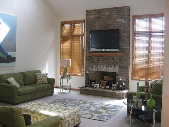 2nd image of 2826 Ryan Dr