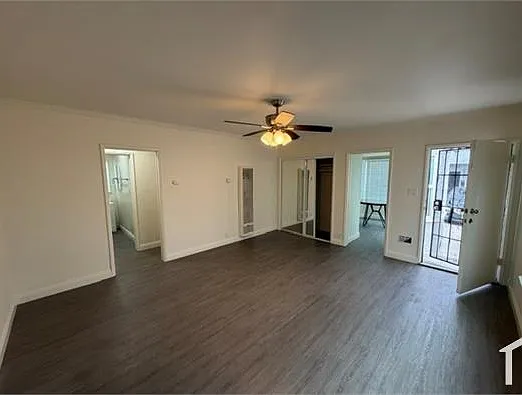 2529 1/2 Hauser Blvd — Photo 2