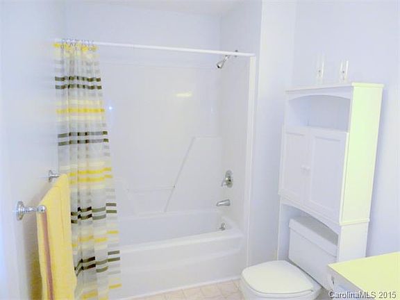 4th image of 1765 Sherwood Ct