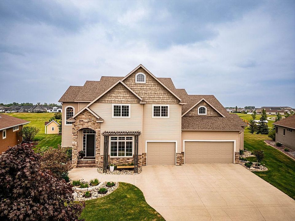 1st image of 5827 Silverleaf Dr S