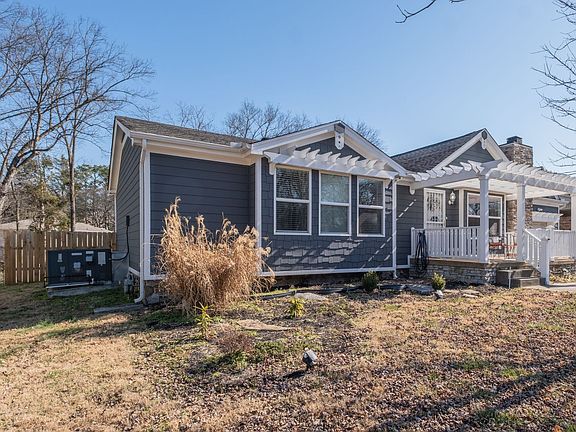 5th image of 625 Netherlands Dr