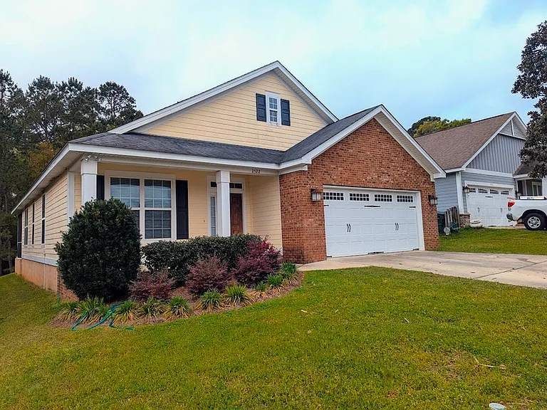 2522 Manassas Way — Photo 1
