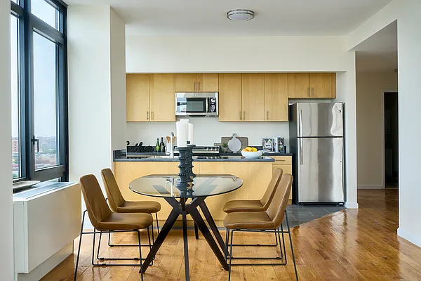 Rented by Compass | media 28