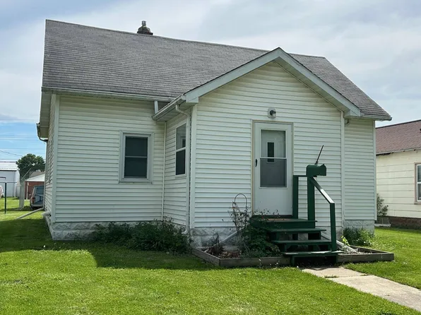 252 W Court St, Kahoka, MO 63445