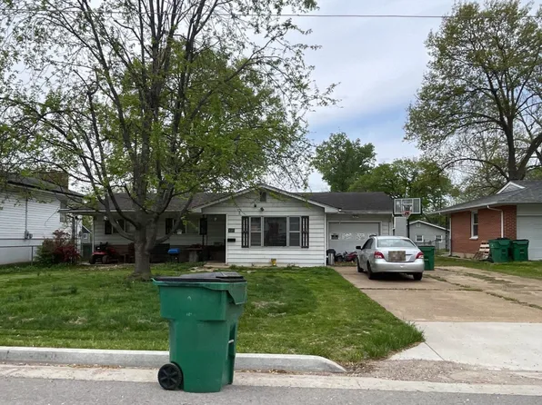 121 Phelan St, Pacific, MO 63069