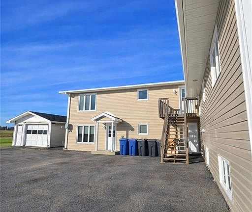 3rd image of 894 Principale St