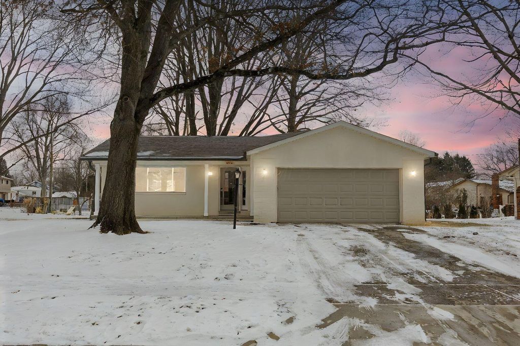 Real estate listing image