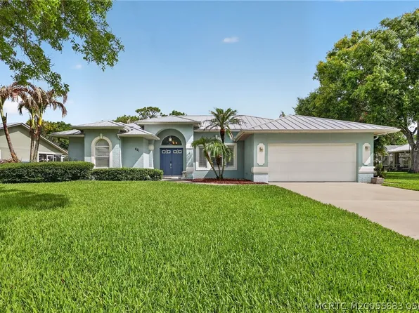 671 SE Pin Oak Ter, Stuart, FL 34997