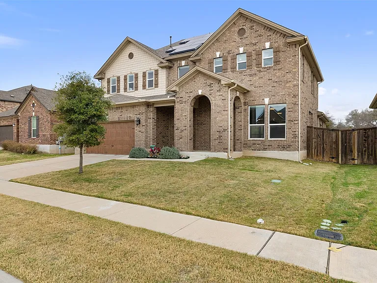 1709 Stinnett Dr — Photo 3