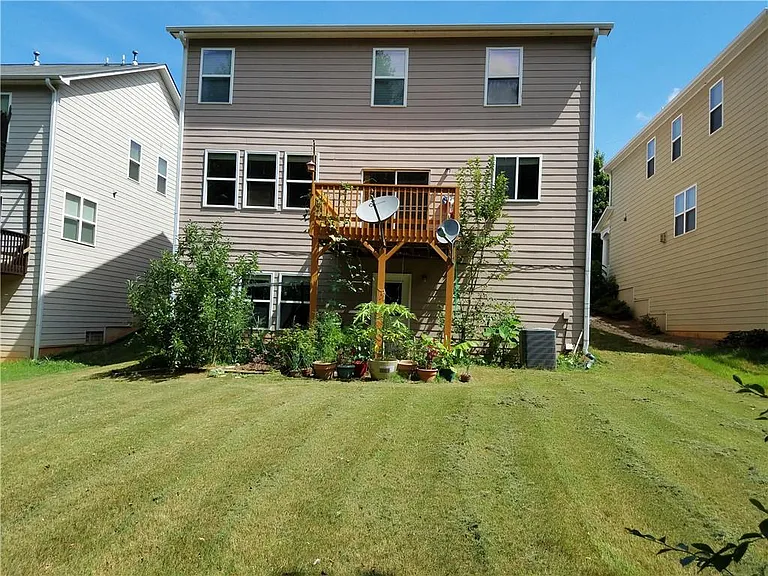 479 Briarfield Xing — Photo 33