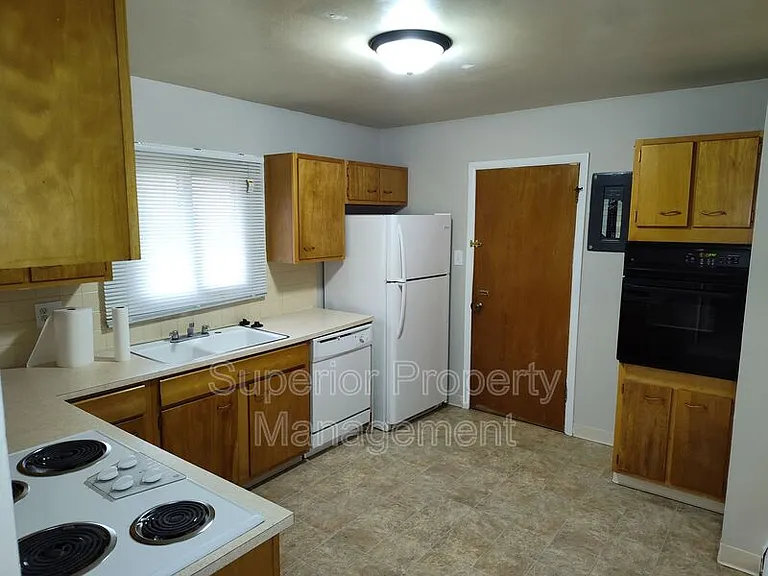 3021 Kelley Dr #2 — Photo 4