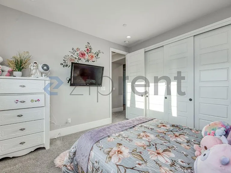 4721 Overstone Ave — Photo 23