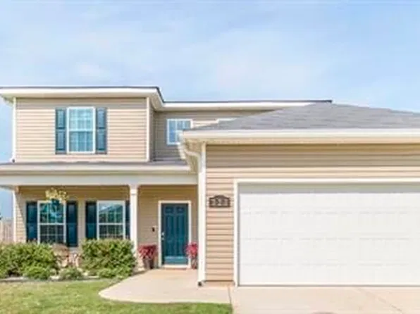 723 Ivy Glen Dr, Perry, GA 31069