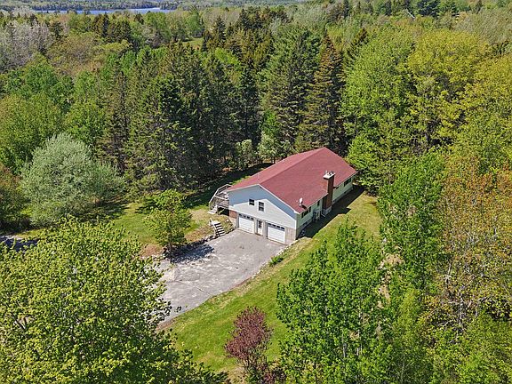 2nd image of 799 Pond Road