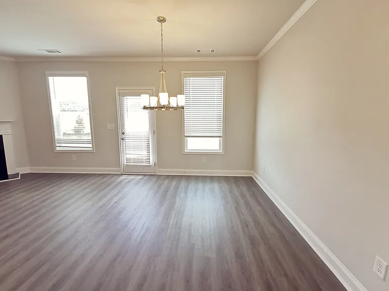 3855 Brookburn Park — Photo 8