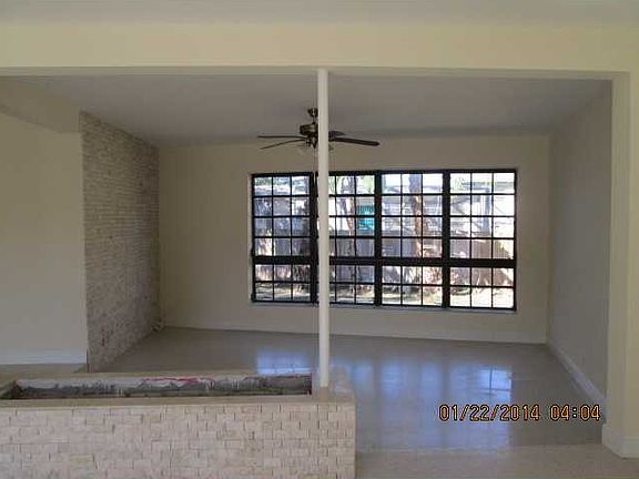 2nd image of 165 NE 120th St