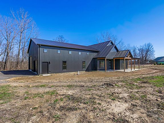 4th image of 7836 Basil Rd NW