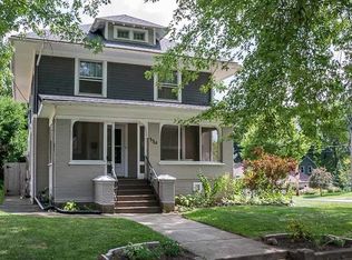 339 Perry St, Elgin, IL 60123