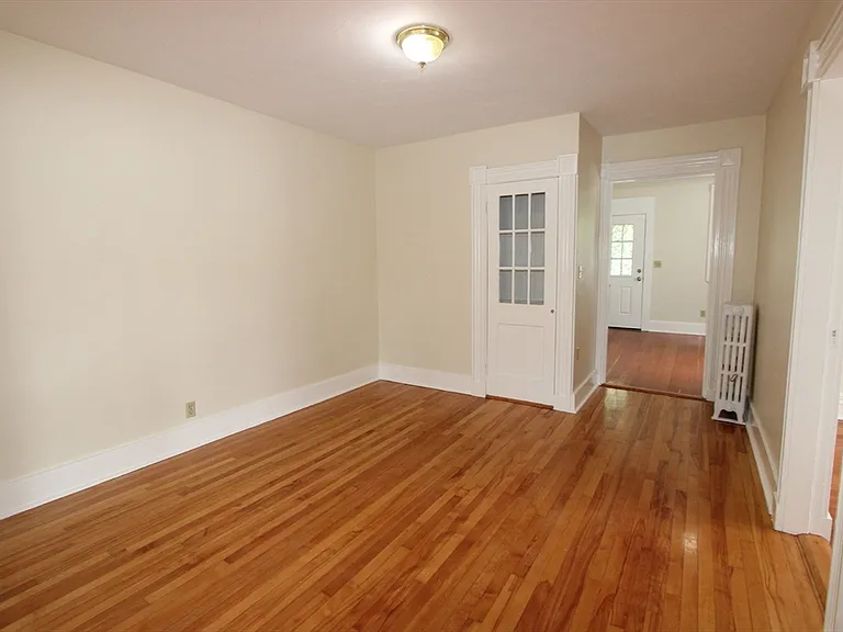 122 Elm St #D — Photo 6