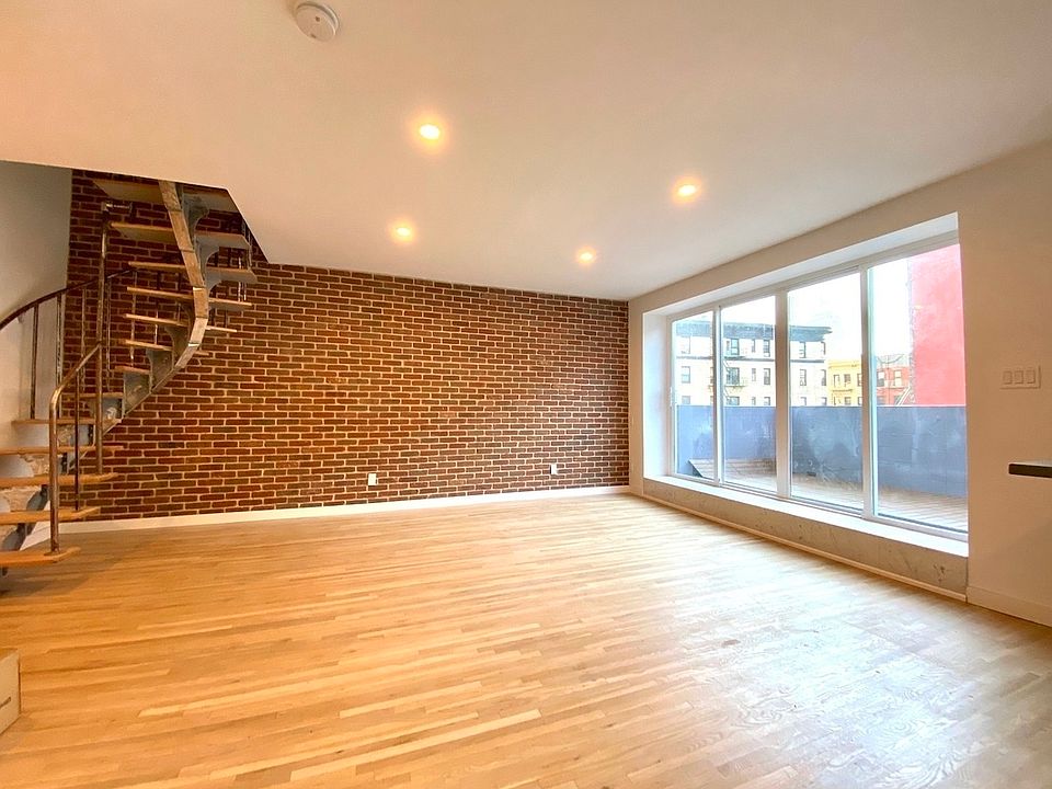 1st image of 165 Elizabeth St #4B