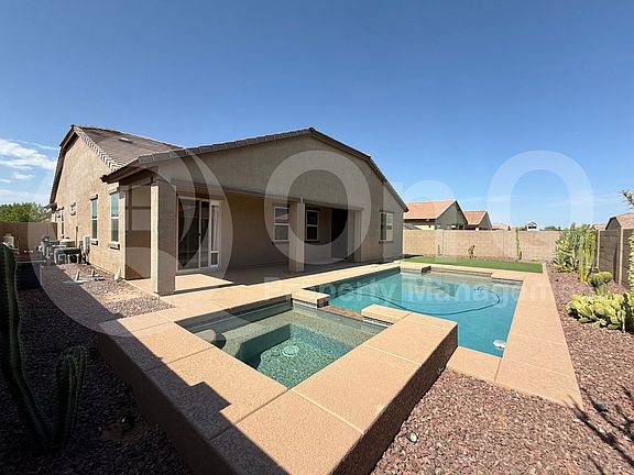 5th image of 1726 E Verano Way