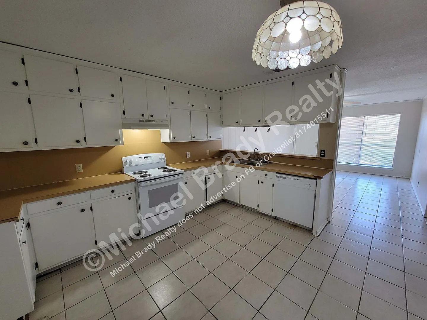 3262 Matthews Drive — Photo 3