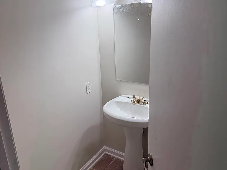 3501 Garland Ave — Photo 6