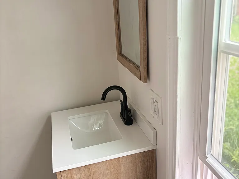 416 Admiral St #1 — Photo 6