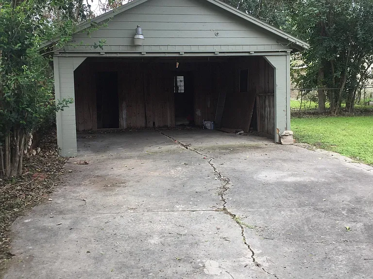 842 Gulf #1 — Photo 11