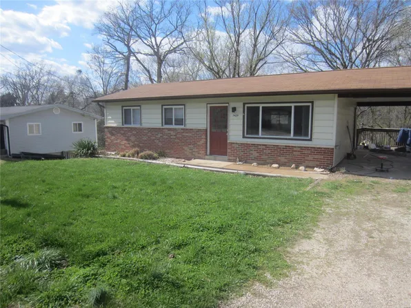 3429 Henry Dr, Imperial, MO 63052