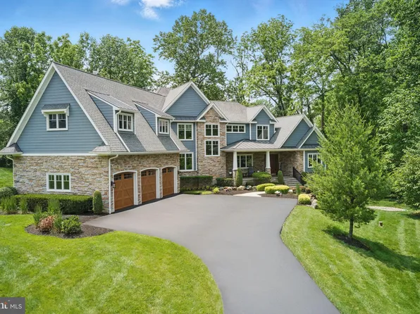 415 Pyles Mountain Ln, Avondale, PA 19311