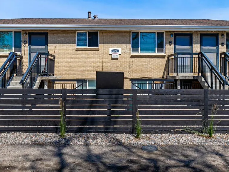 370 Benton St #5 — Photo 1