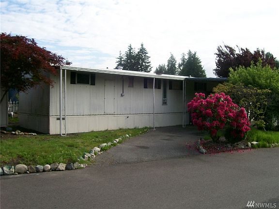 2nd image of 5220 176th St SW Unit 62