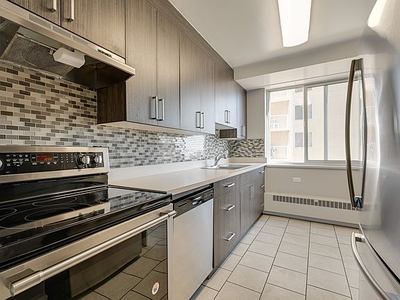3rd image of 12207 Jasper Ave NW