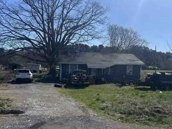 23520 Mooresville Rd, Athens, AL 35613