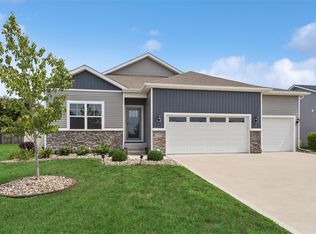 2521 NW Woodbury Dr, Ankeny, IA 50023
