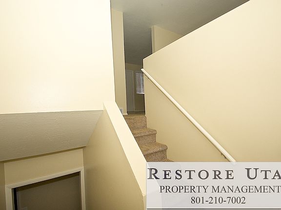 2nd image of 3072 S Towerbell Ln