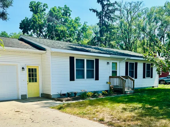 2140 Kinsey St, Muskegon, MI 49441