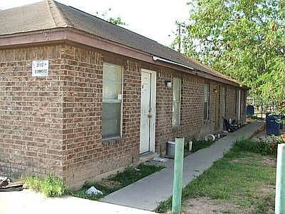 1st image of 2112 Gumwood Ave