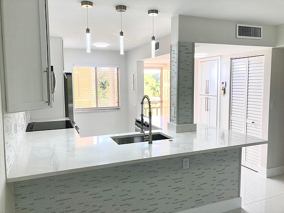 2nd image of 6935 Huntington Lane #304