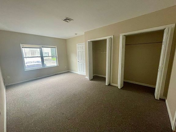 5th image of 229 Boswell Ave Unit 10