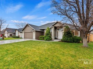 2123 E Harbour Grove Dr, Nampa, ID 83686