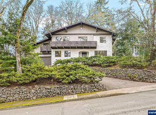 2730 Holiday Dr S, Salem, OR 97302