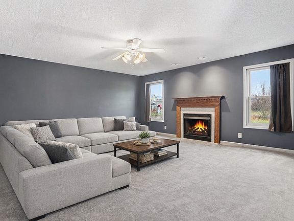 3rd image of 1221 Shorehaven Dr