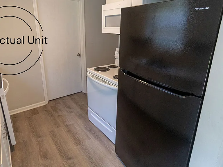 7220 N Moberly Dr — Photo 10