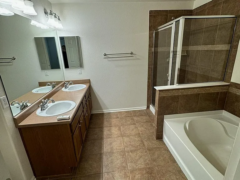 2675 Stonecrop Ridge Grv — Photo 9